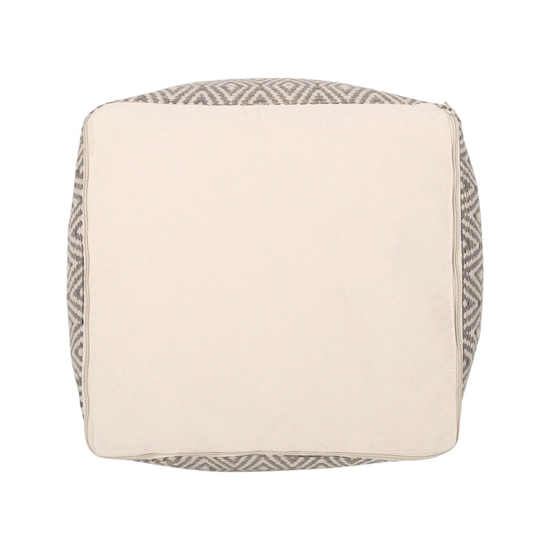Pouf cubo in cotone lavorato a mano