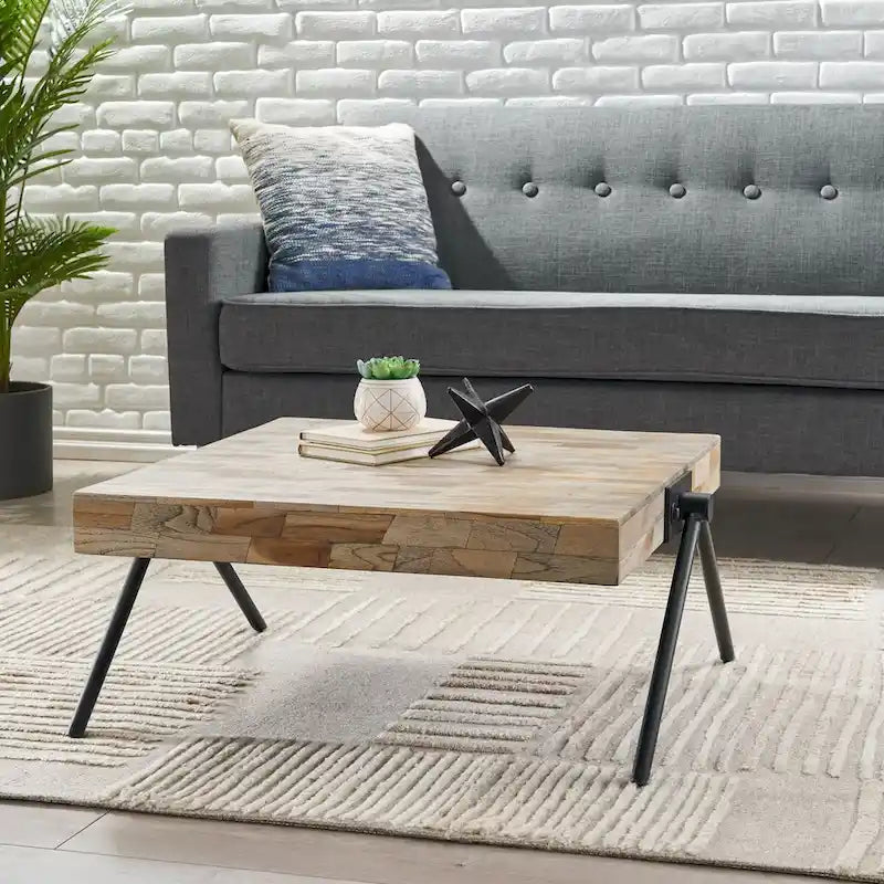 Tavolino da caffè in legno di mango con gambe in metallo